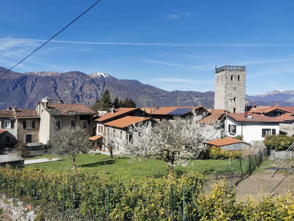 Alla Torre Del Barbarossa B&B Foresteria Mandello del Lario Eksteriør bilde