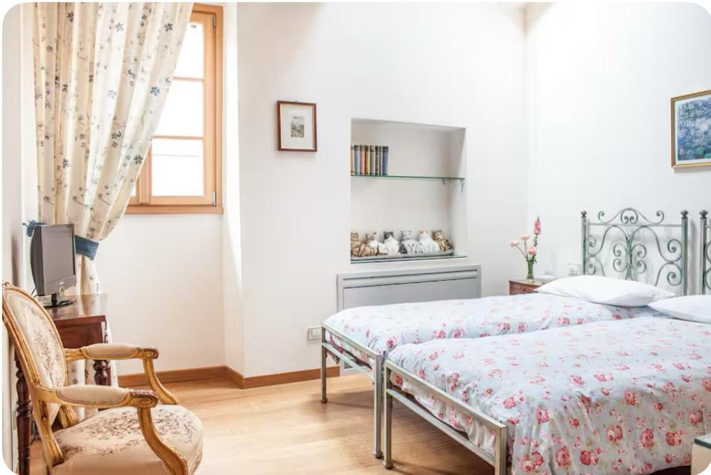 Alla Torre Del Barbarossa B&B Foresteria Mandello del Lario Eksteriør bilde