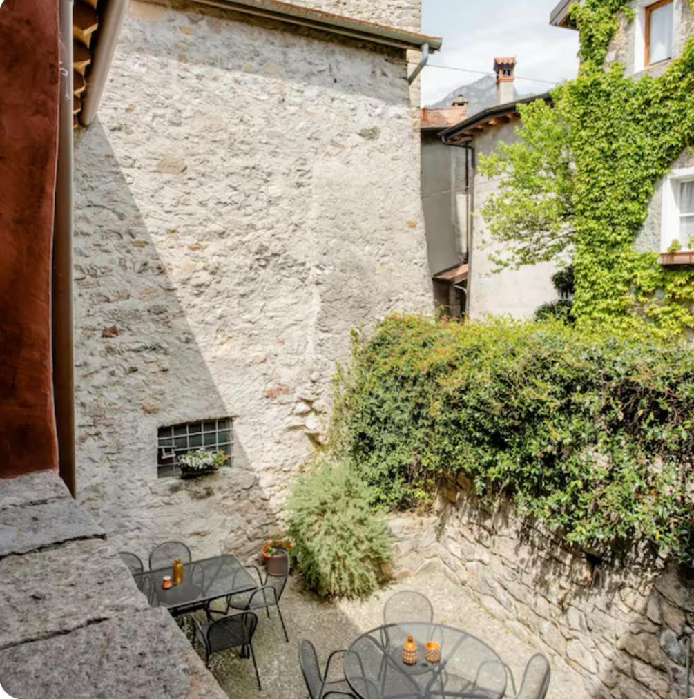 Alla Torre Del Barbarossa B&B Foresteria Mandello del Lario Eksteriør bilde