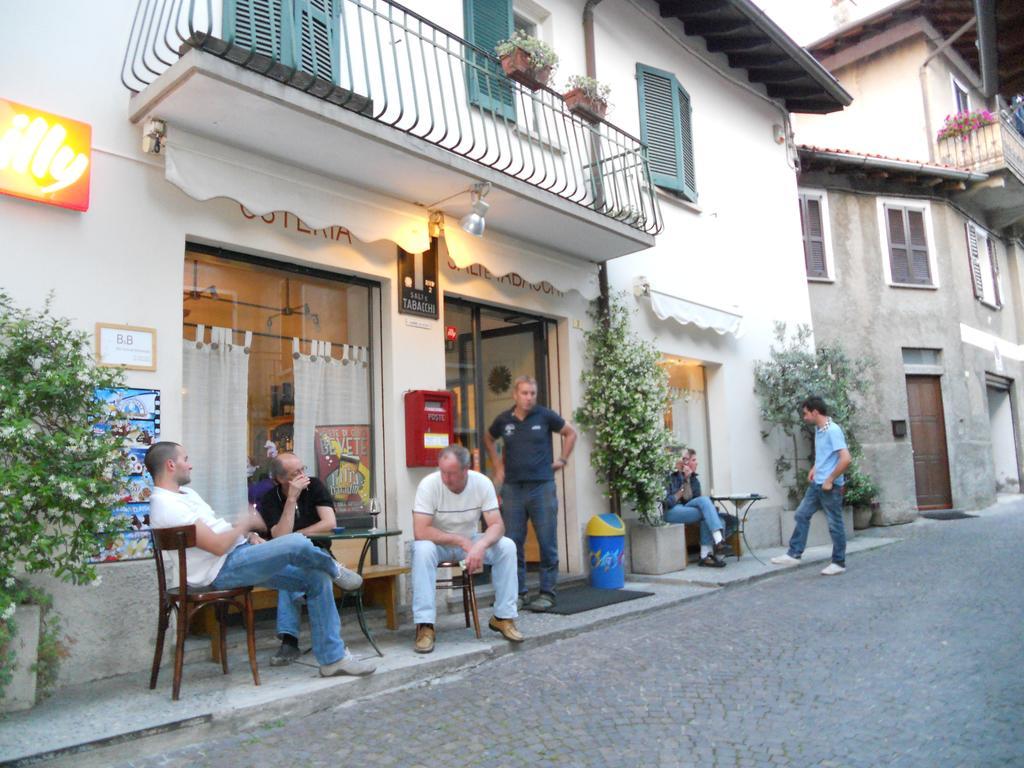 Alla Torre Del Barbarossa B&B Foresteria Mandello del Lario Eksteriør bilde